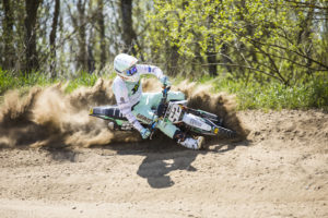 mladý motokrosový talent Jozef Posluch