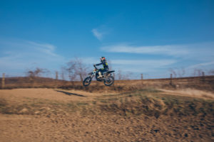 mladý motokrosový talent Jozef Posluch